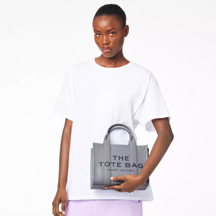 Сумка-тоут Marc Jacobs THE LEATHER SMALL TOTE BAG WOLF GREY