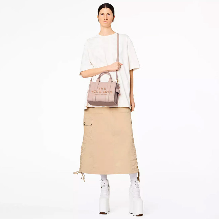 Сумка-тоут Marc Jacobs THE LEATHER SMALL TOTE BAG ROSE DUST